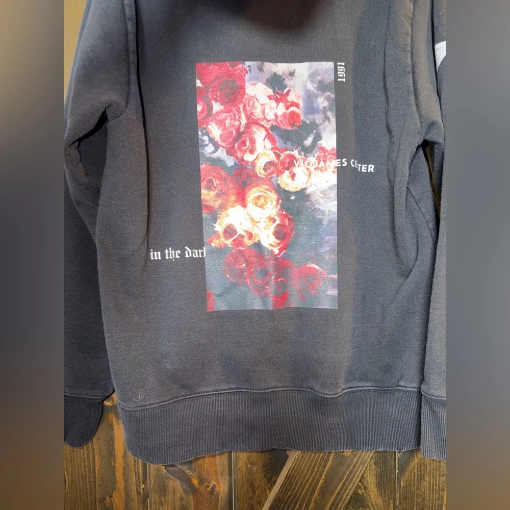 The North Face Men's Dark Gray Hoodie